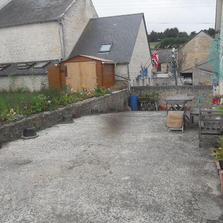 Gites De Mer Port-en-Bessin-Huppain Buitenkant foto