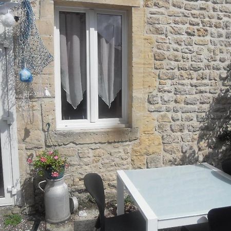 Gites De Mer Port-en-Bessin-Huppain Buitenkant foto