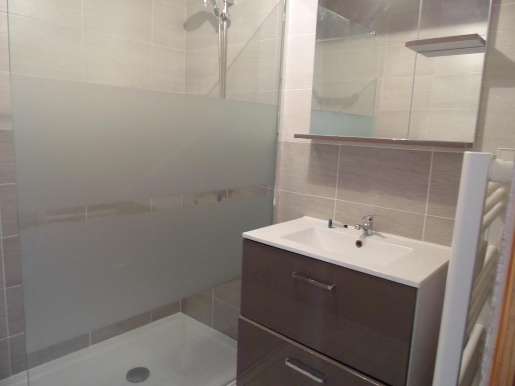 Gites De Mer Port-en-Bessin-Huppain Kamer foto